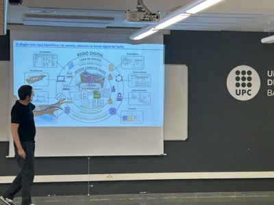 Presentació dels nous casos d'ús i serveis d'UPCxels